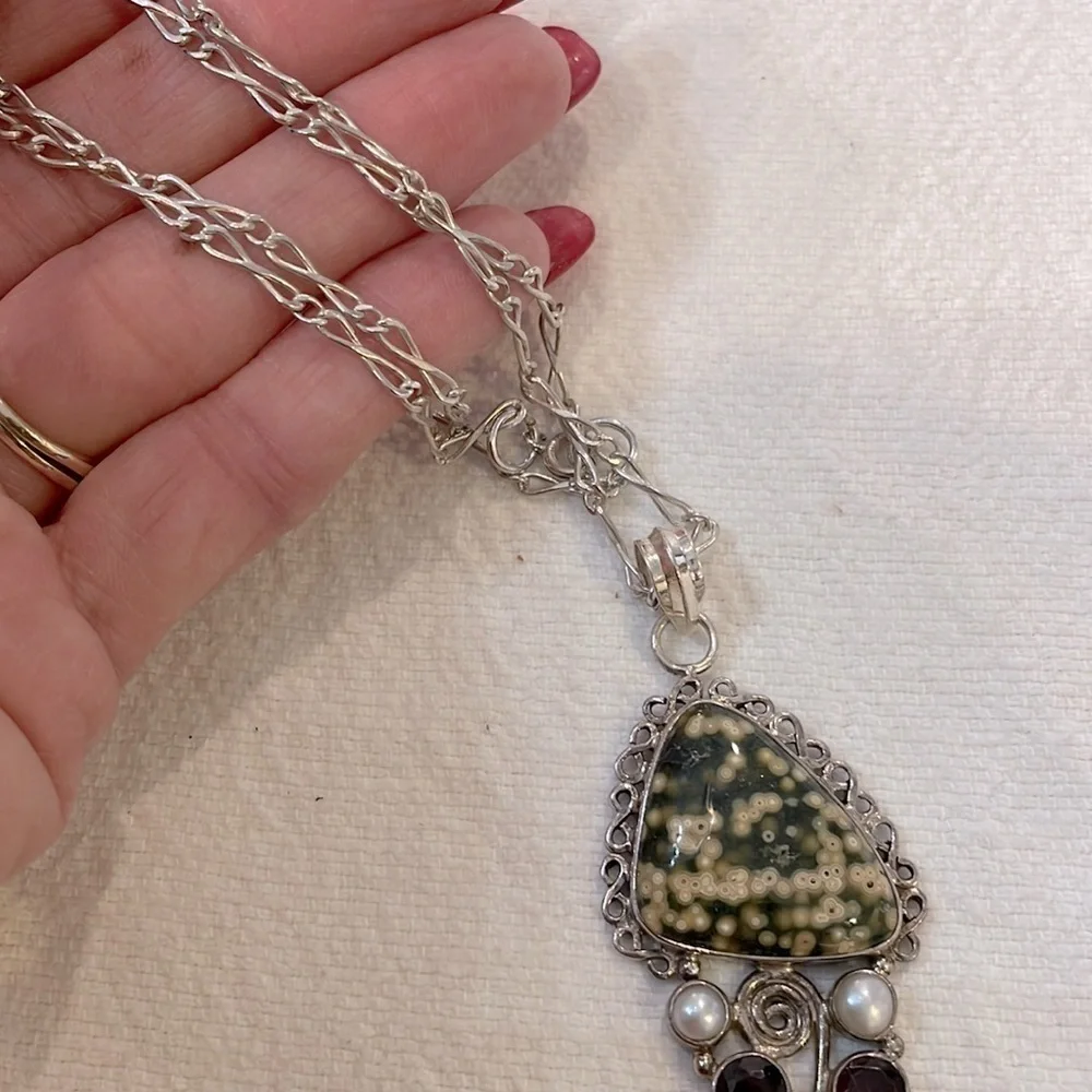 Sterling silver real pearls natural stone Large pendant unique link chain
